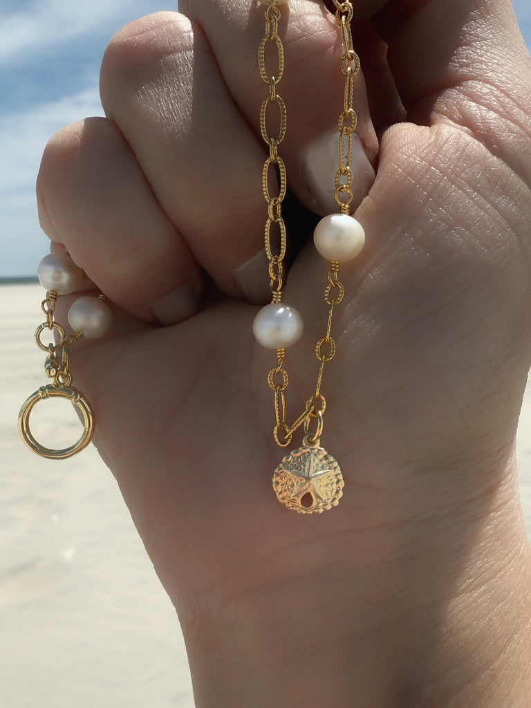 Sanddollar Pearl Station Necklace