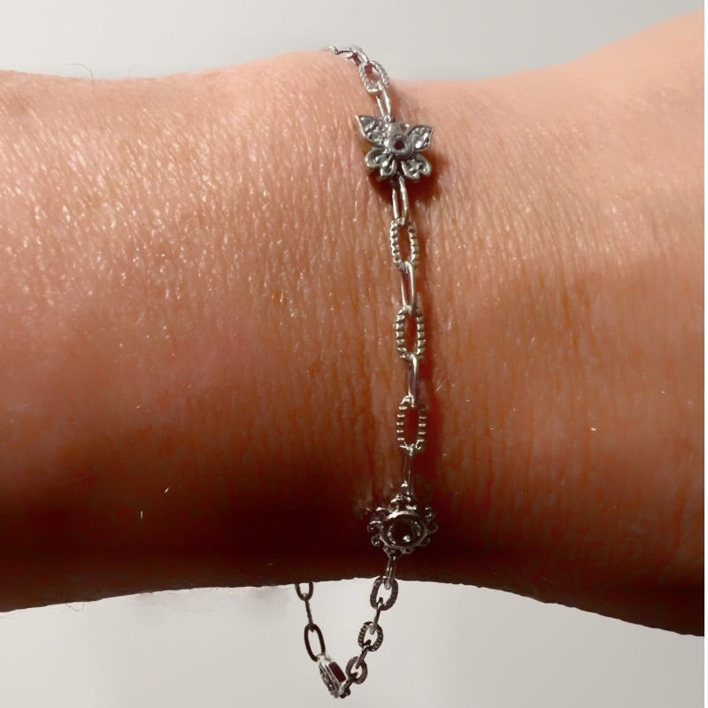 Butterfly design on the station Good Vibes Bracelet by Goddaughters