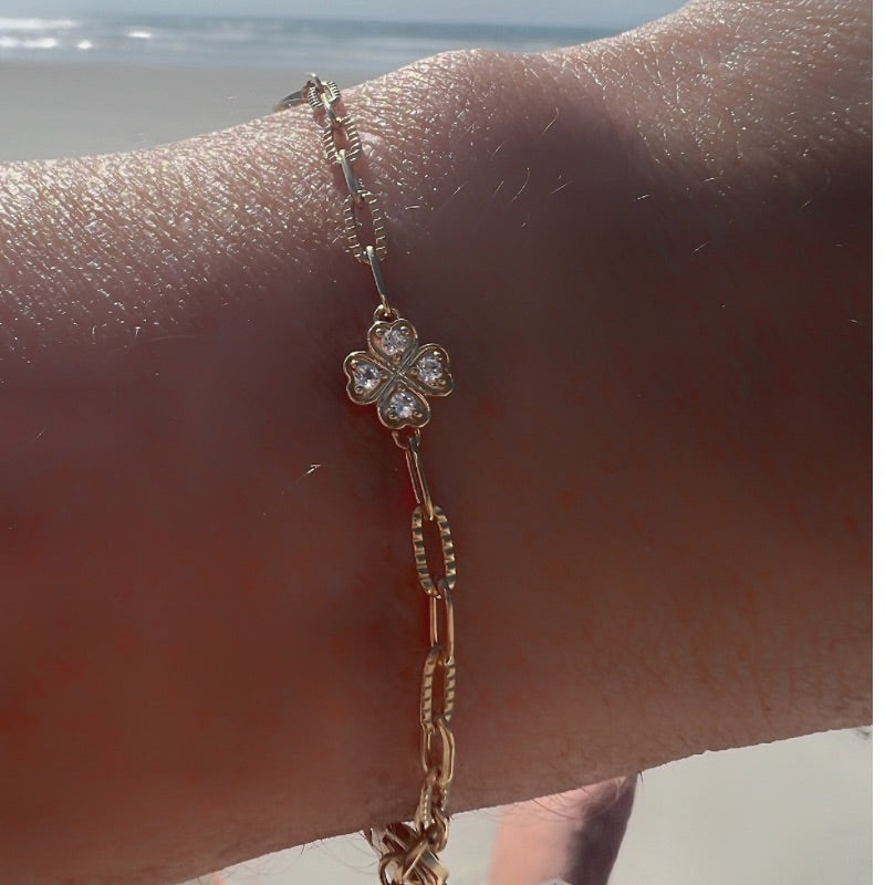 Clover design on the station Good Vibes Bracelet by Goddaughters